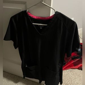 Medcouture medium scrub top